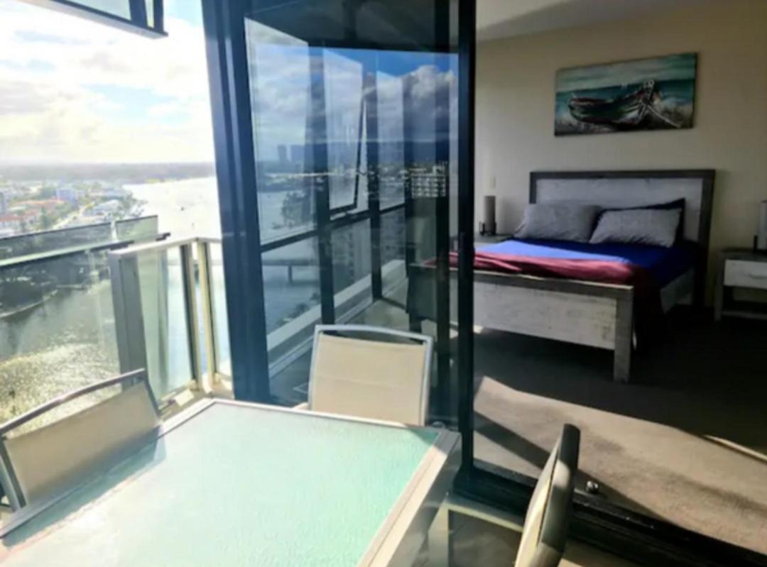 Circle Surfers Paradise Holidays Exteriér fotografie